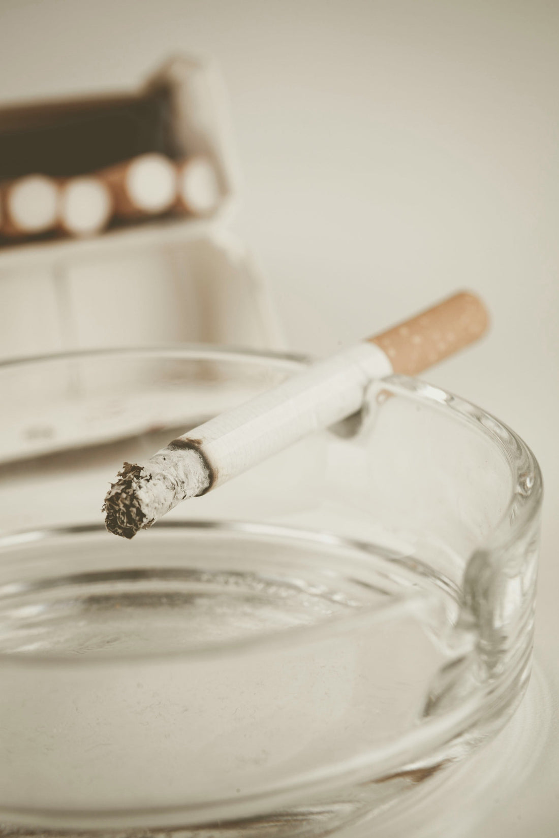 What Does Smoking Do to Your Teeth & Does it Cause Decay?